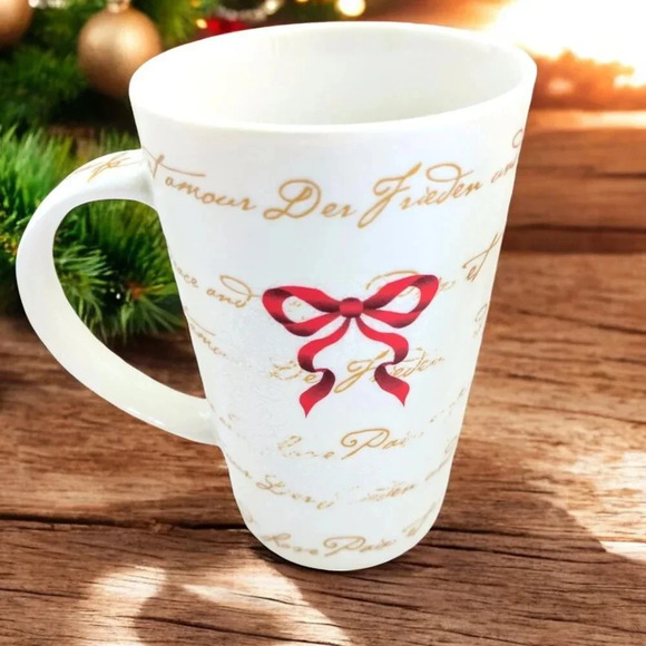 Maxwell Williams Christmas Wreath Mugs Box Set 4 Fine China Cups Coffee NEW - Picture 5 of 12